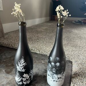 Elegant Black and White Decorative Vases